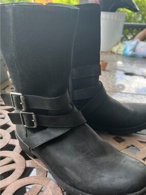 UGG Black Buckle Strap mid calf boots size 9